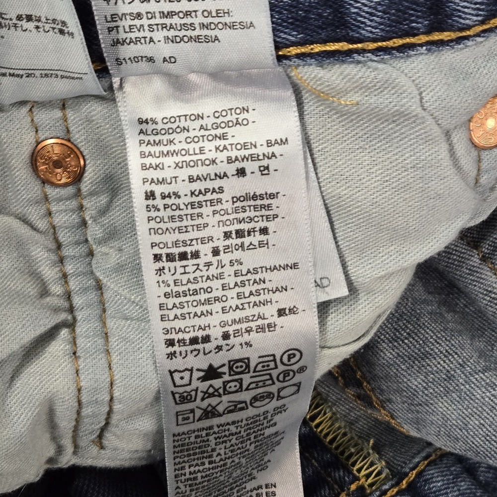 Levi's 501 Men Jeans 34X32 Blue Denim Straight Button‎ Fly 28" Inseam - Picture 6 of 16